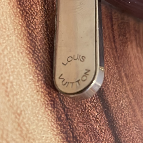 LV EPI WALLET - Picture 7 of 11